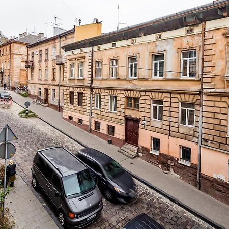 Old Town Cosy Apartment Lviv Dış mekan fotoğraf